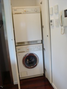 Villa ISIS Minami-aoyama - Laundry Machine