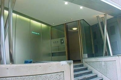 Minami-azabu Flats - Entrance