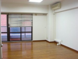 Famil Nishi-shinjuku - Living Dining Room