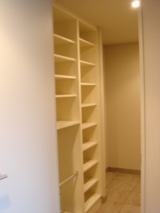 Atlas Tower - Closet