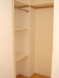 Gaien Residence - Closet