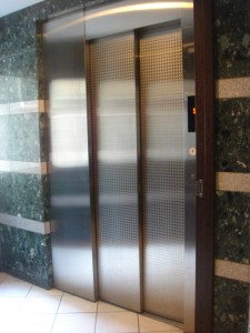 Excellent Azabu-juban - Elevator